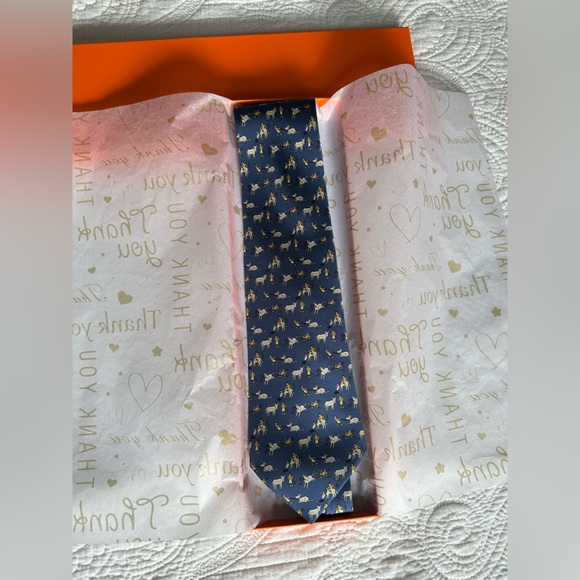 Hermes . Blue Tie with Donkey and Jockey Print. Made it France. 100% silk. - Picture 11 of 11